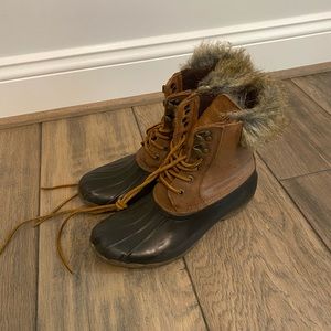 Sperry duck boots
